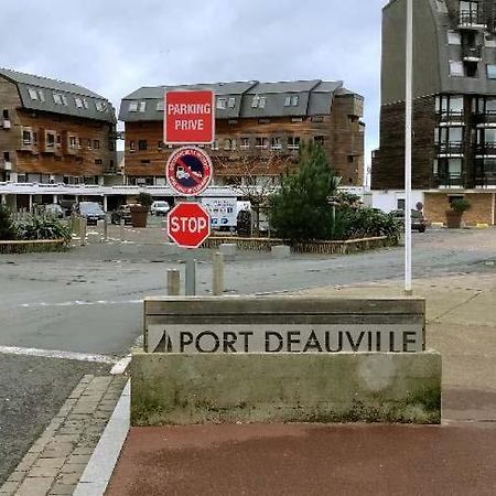Le Loft-Boat Lägenhet Deauville Exteriör bild